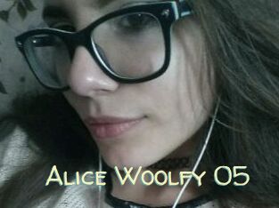 Alice_Woolfy_05