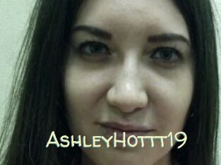 AshleyHottt19