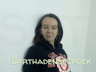 Earthadensfordek