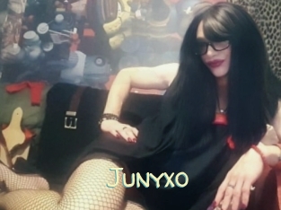 Junyxo