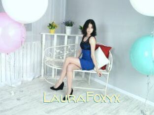 LauraFoxyx