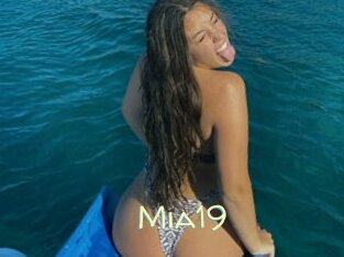 Mia19